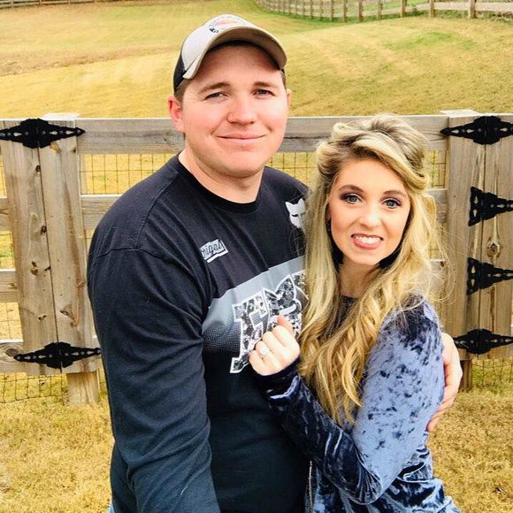 Meet your Posher, Halee - Picture 1 of 1